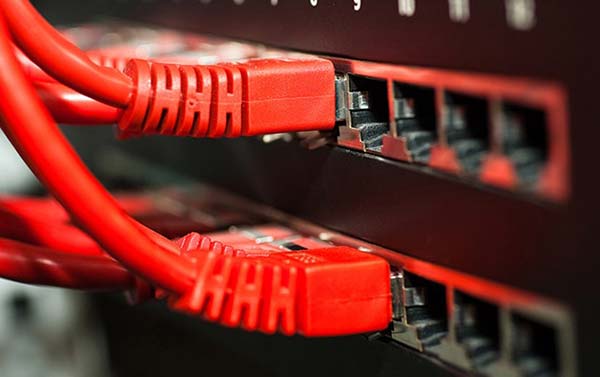 Servicios de red y comunicación Servicios de red y comunicación